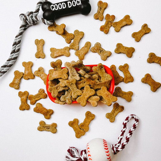 LITTLE FEET DOG TREATS BITES CHICKEN 125G - LFDTB125 Pie's Variety Store