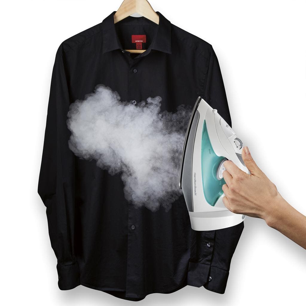 Hamilton Beach Steam Iron with Retractable Cord.In everyday life, presenting yourself with impeccable garments is essential, and with the Hamilton Beach Steam Iron, this becomes a simple and pleasurable task.-102546 EBUYSTT