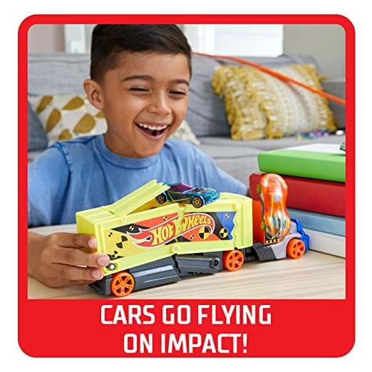 Hotwheels Smashin: Great toy truck for developing motor skills and fueling storytelling fun - MATTEL-GCK39 ebuystt