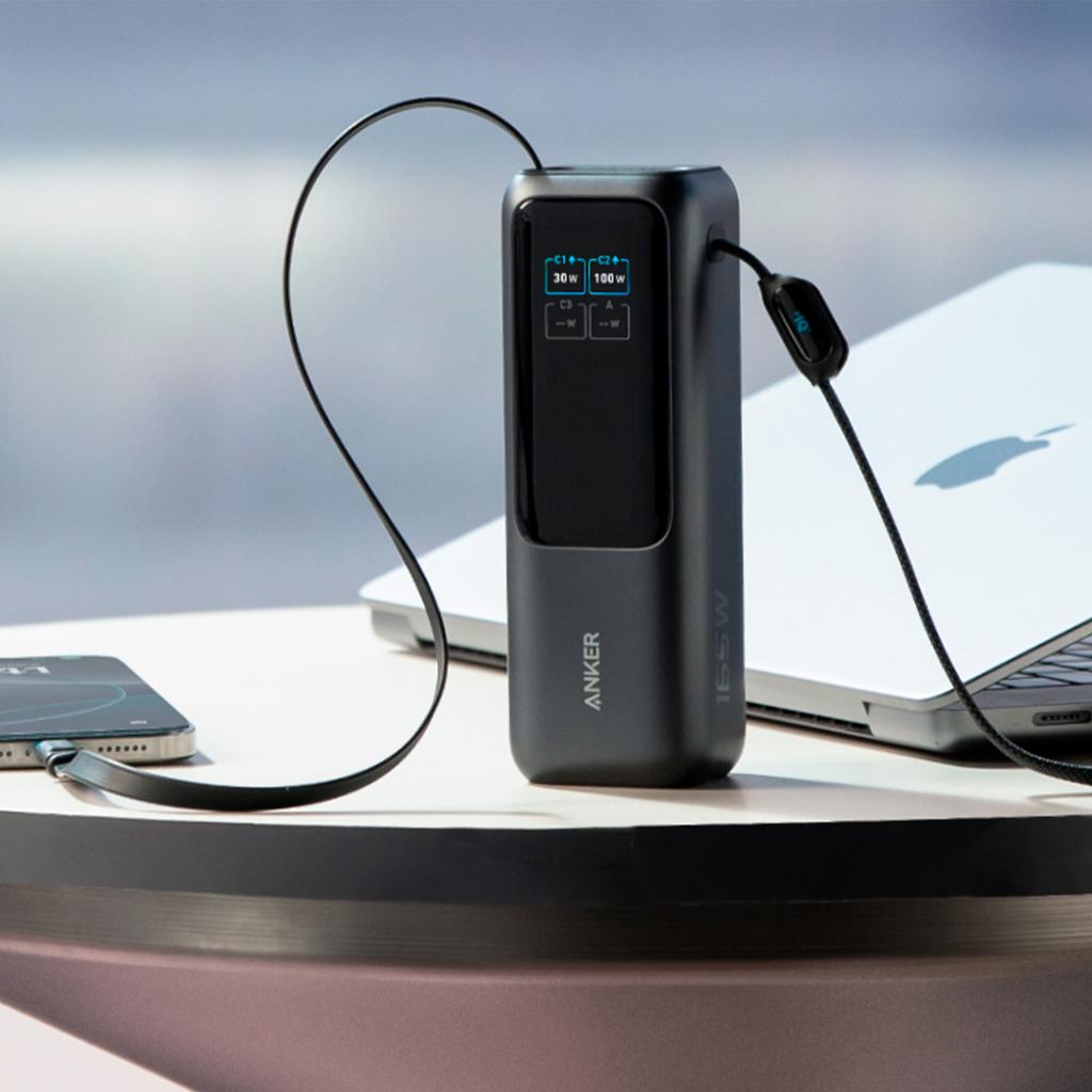 Anker Portable Charger with Integrated Retractable Cable-518408 ebuystt
