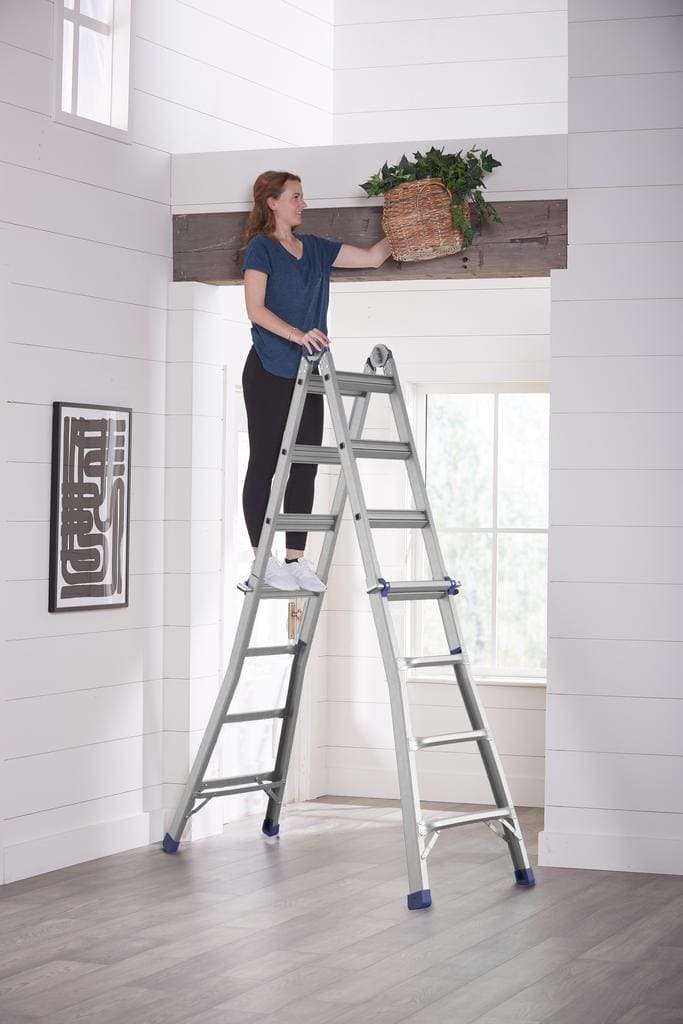Cosco Articulating Multi Position Ladder 5.4 m / 18´. &nbsp;Ideal for your work inside and outside the home.-405139 EBUYSTT