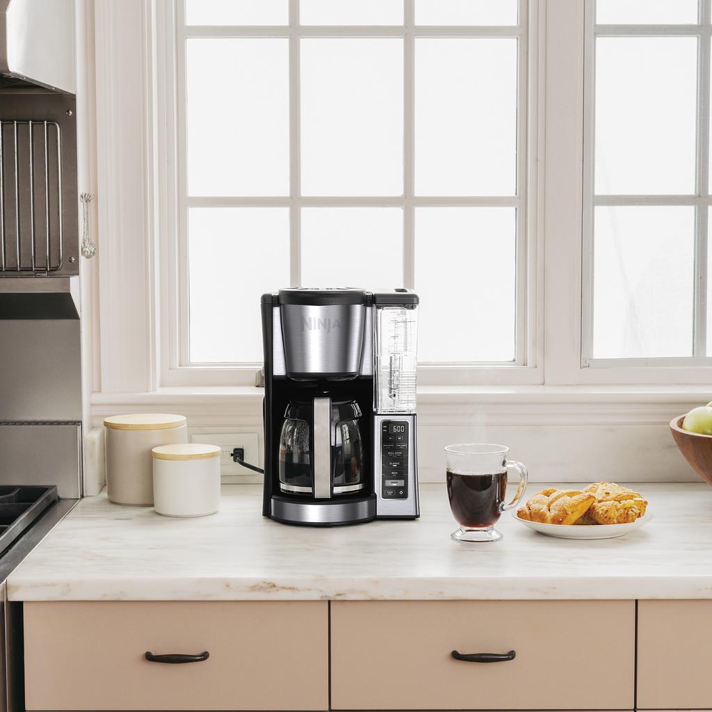 Ninja Programmable Coffee Maker 2.8 L / 0.74 gal-497930 ebuystt