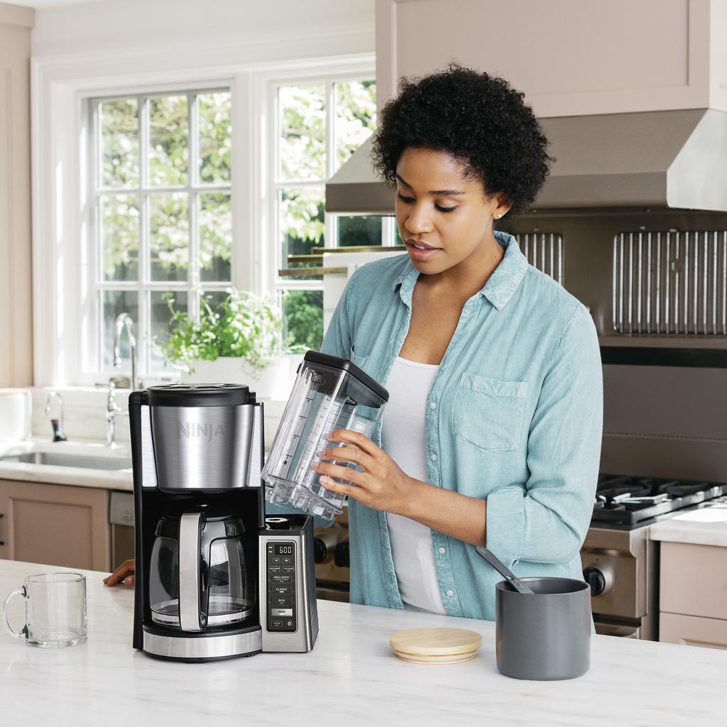 Ninja Programmable Coffee Maker 2.8 L / 0.74 gal-497930 ebuystt