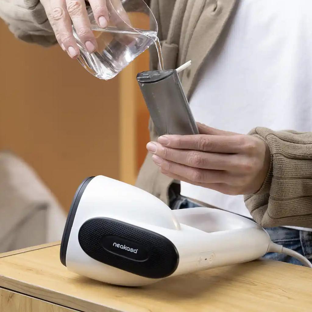 Neakasa Portable Garment Steamer with Water Tank- 512762 ebuystt
