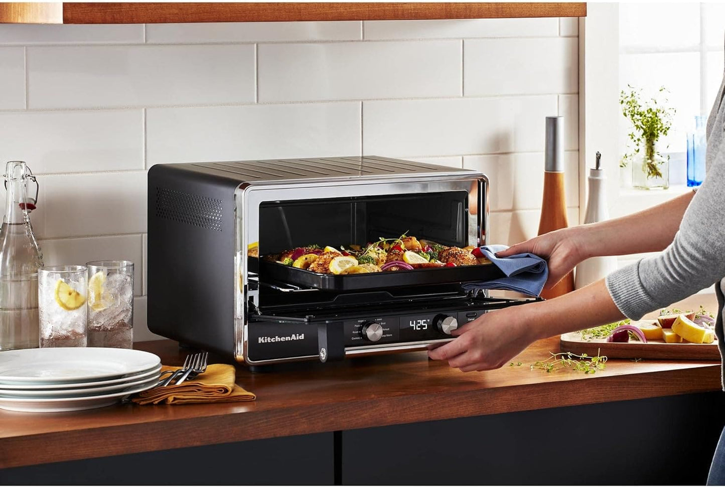 KITCHENAID KCO211BM DIGITAL COUNTERTOP OVEN - KTCNADFC3520 Pie's Variety Store