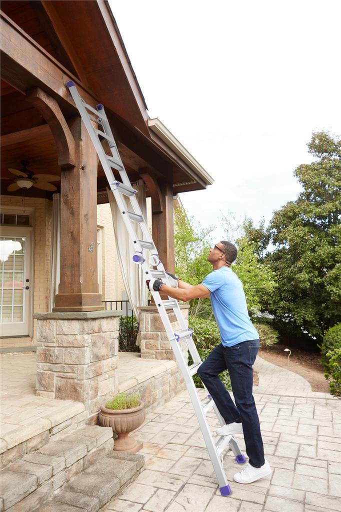 Cosco Articulating Multi Position Ladder 5.4 m / 18´. &nbsp;Ideal for your work inside and outside the home.-405139 EBUYSTT