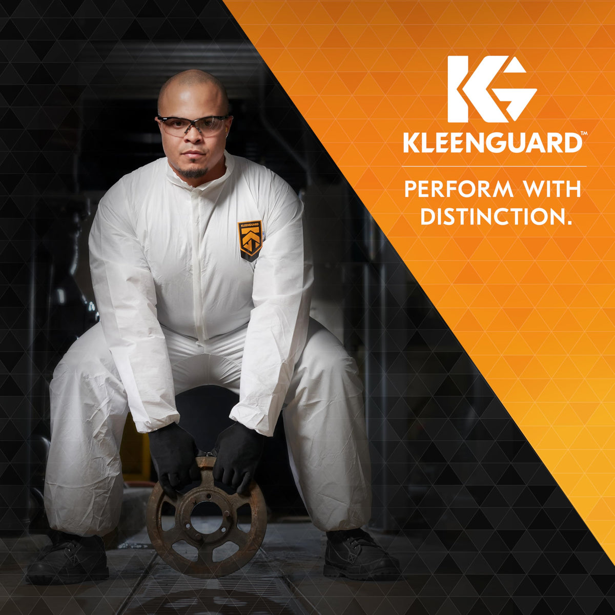 KleenGuard™ A40 Liquid & Particle Protection Coveralls (44305), Zipper Front, White, 2XL (Qty 25) KLEENGUARD