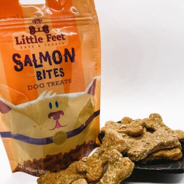 LITTLE FEET DOG TREATS BITES CHICKEN 125G - LFDTB125 Pie's Variety Store