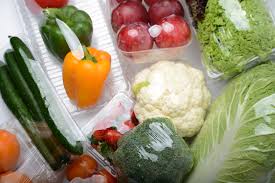 Diamond Cling Wrap 200Ft - Diamond Cling Wrap creates a tight seal around containers of any material, keeping your food fresher for longer by keeping the air out - 01090030283 Pie's Variety Store