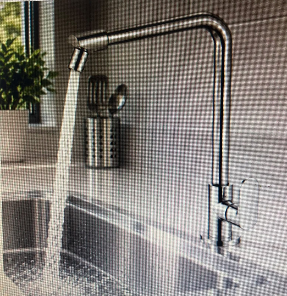 Aquarius Chrome Kitchen Tap SQ3995L3 ebuystt