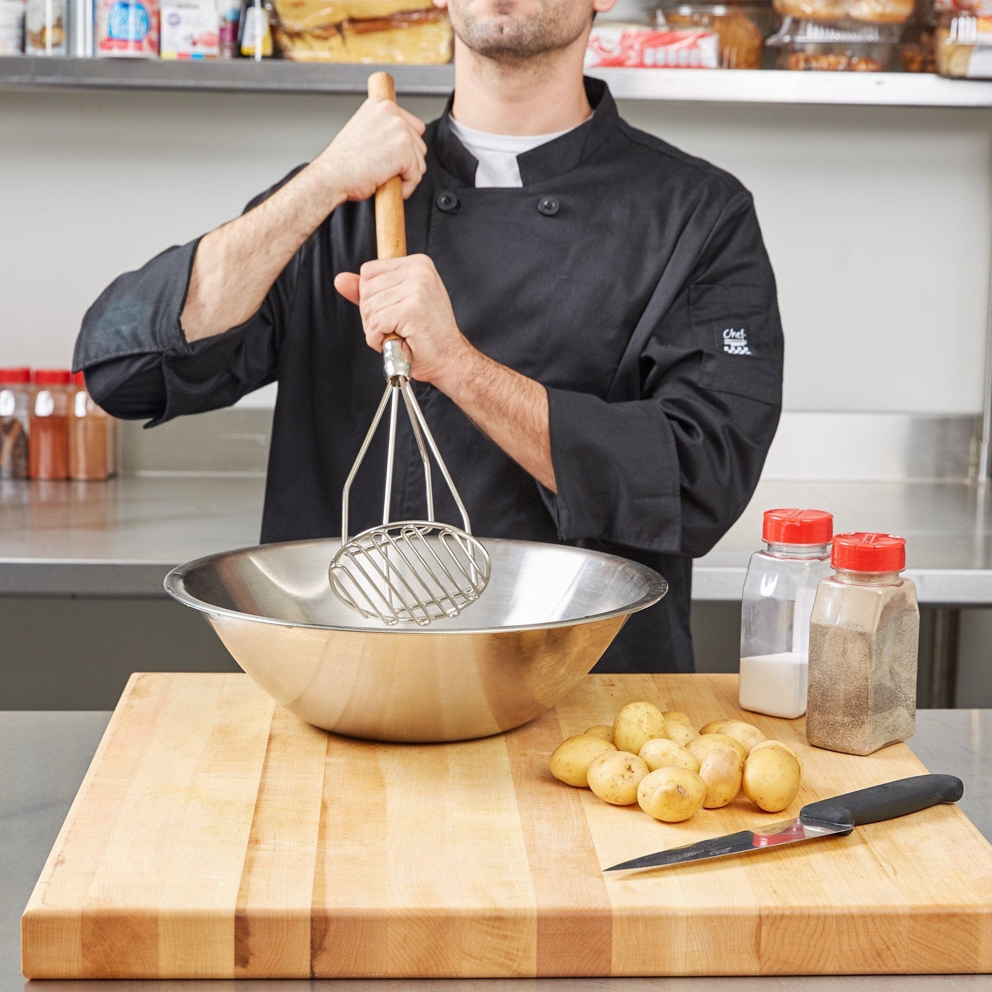 Royal Industries Potato Masher with Round Base, Chrome, 24 inch, Silver Increase efficiency in your commercial kitchen while reducing employee fatigue with this 24 inch potato masher-ROY PM RD 24 Hannah's Variety Store