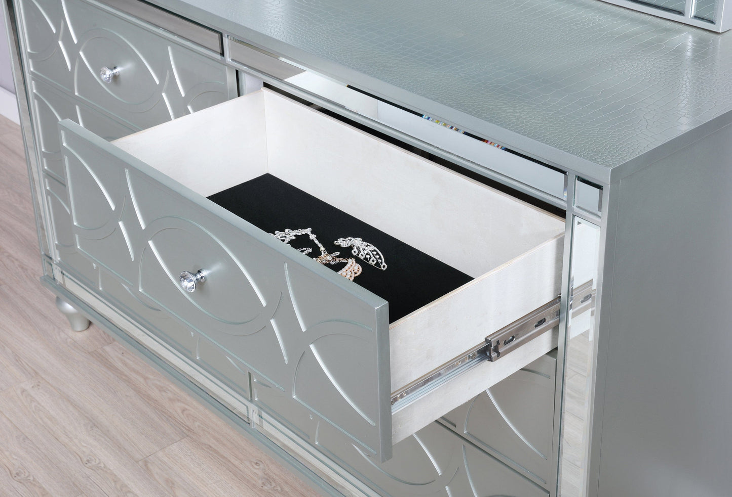 Gunnison 6-Drawer Dresser Silver Metallic, Give Your Home A Modern Glam Update To Classic Design With This Transitional Six-Drawer Dresser. It Features A Giltzy Design That Takes Center Stage In Any Modern Bedroom.  SKU: 223213 coastmega