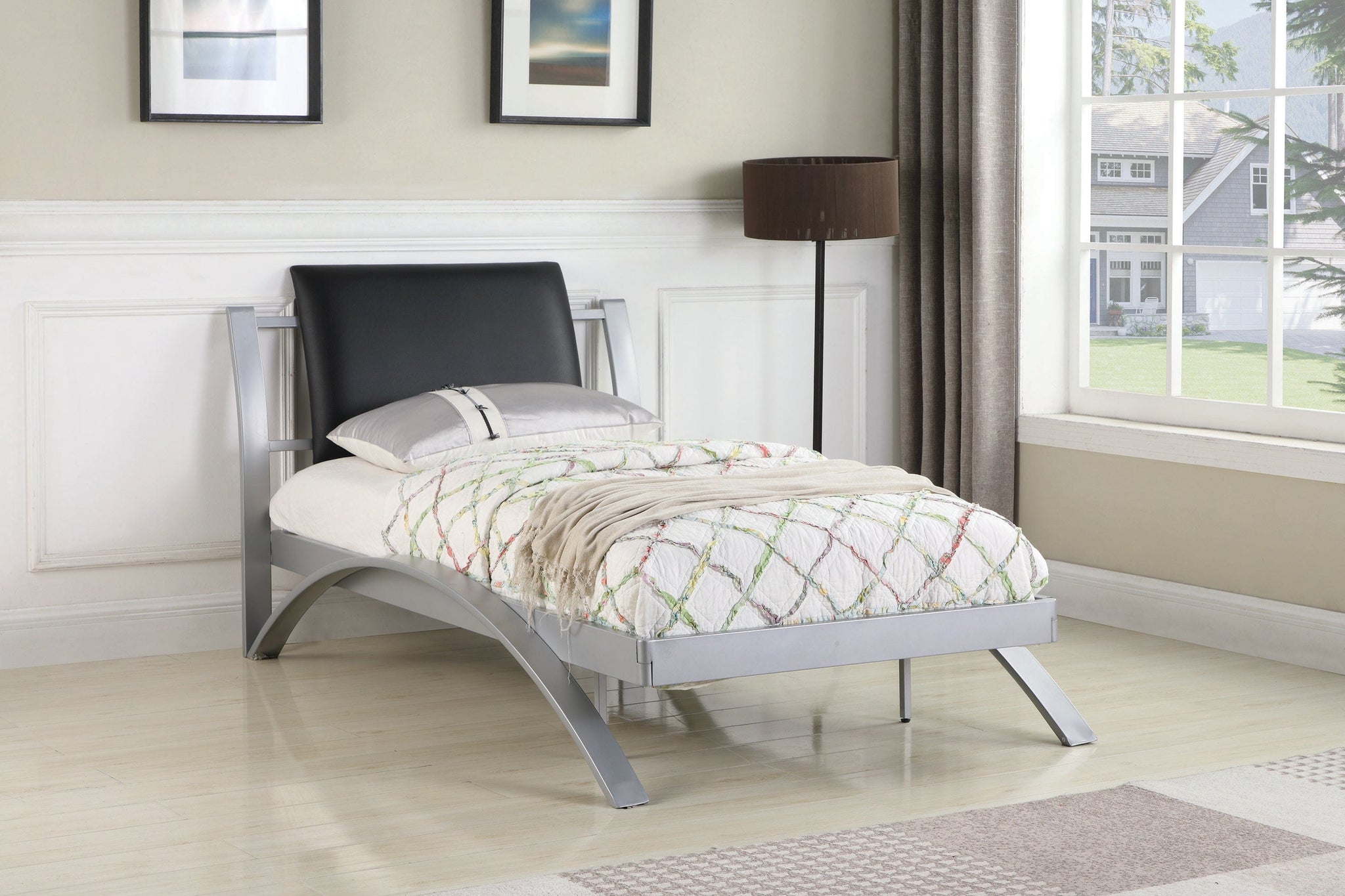 Leclair Twin Metal Bed Black And Silver - 300200T