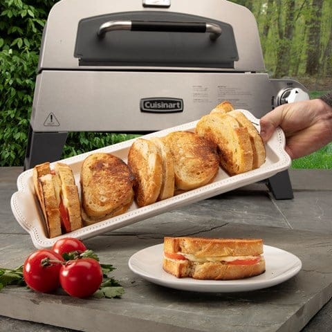 Cuisinart 3-in-1 Pizza Oven Plus, The PIZZA OVEN Features a 13
