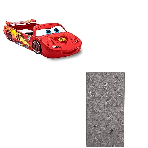 Disney/Pixar Cars Lightning Mcqueen Toddler-to-Twin Bed with Toy Box by Delta Children