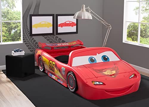 Delta Children Disney/Pixar Cars Lightning McQueen Toddler-to-Twin Bed with Toy Box Snooze 6 inch Memory Foam Twin Mattress (Bundle) EBUYSTT