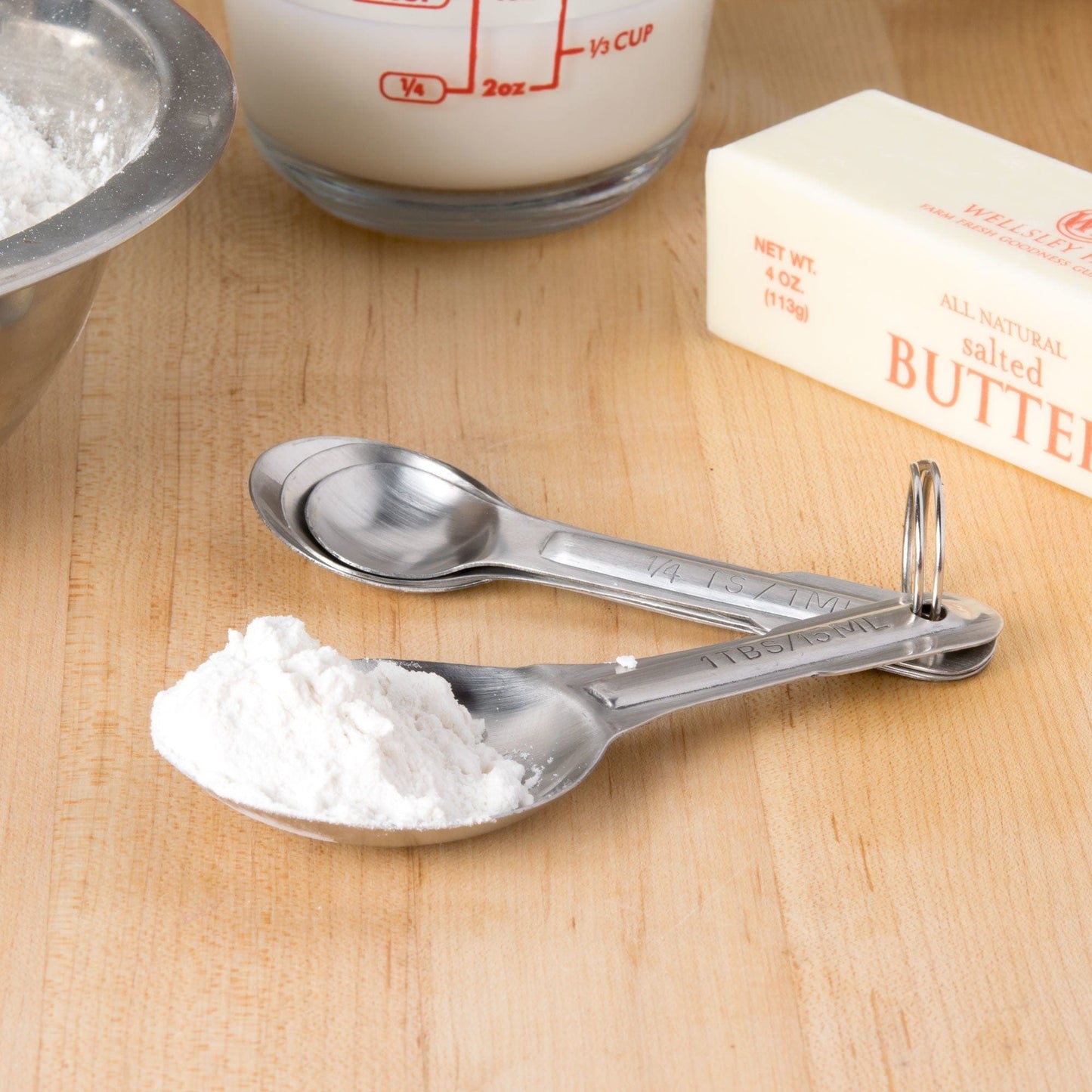 Royal Industries Measuring Spoons, Stainless Steel These spoons are the perfect solution for any busy kitchen or catering service, and their incredible value makes them a steal-ROYMS Hannah's Variety Store