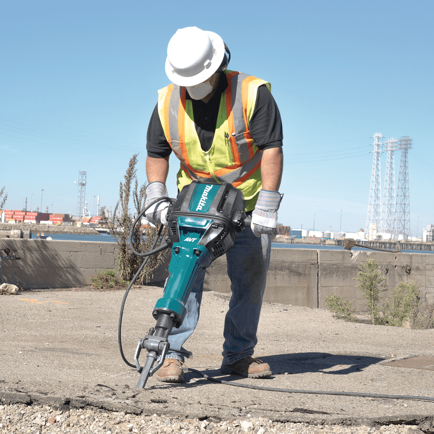 Makita 70 lb Breaker Demolition Hammer accepts 1‑1/8" Hex bits - HM1812 SSLMEGA