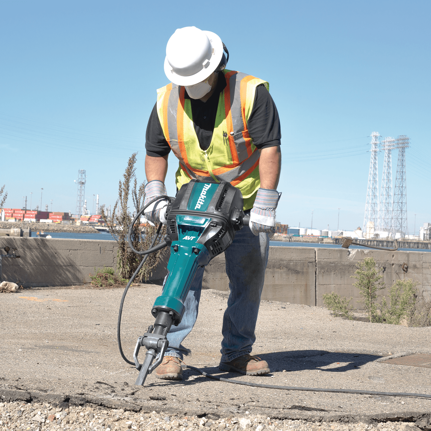Makita 70 lb Breaker Demolition Hammer accepts 1‑1/8" Hex bits - HM1812 SSLMEGA