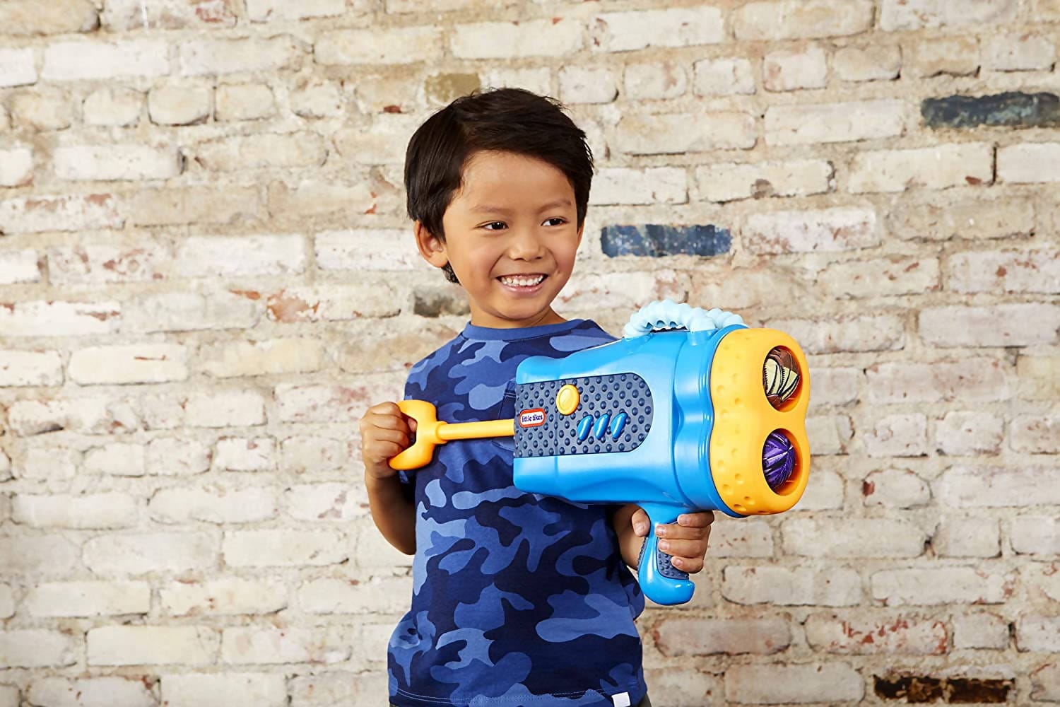 Little Tikes Dual Blaster Little Tikes My first mighty blasters combine imaginative play with cool, safe blasters that are easy for preschoolers to use -651267 Hannah Frederick