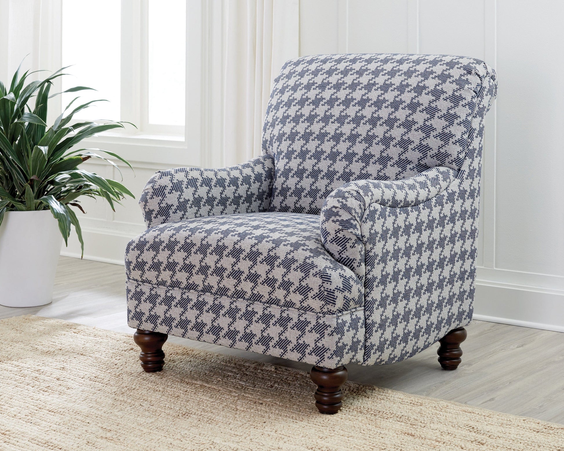 Gwen Recessed Arms Accent Chair Blue - 903093 ebuystt