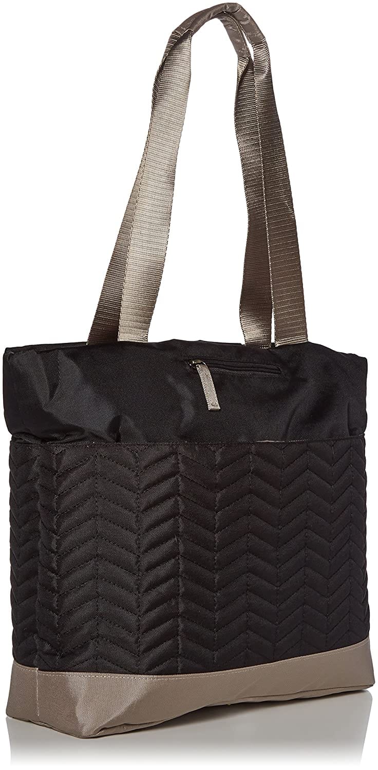 CHICCO  Diaper Bag Chevron Black: Thermal zippered bottle pocket with high-density thermal insulation and thermoflect radiant barrier - 06079396950070