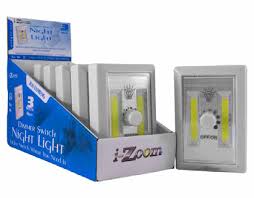 i-Zoom Dimmer Switch Night Light. A bright, long-lasting light for a variety of spaces - FL2001224DSB