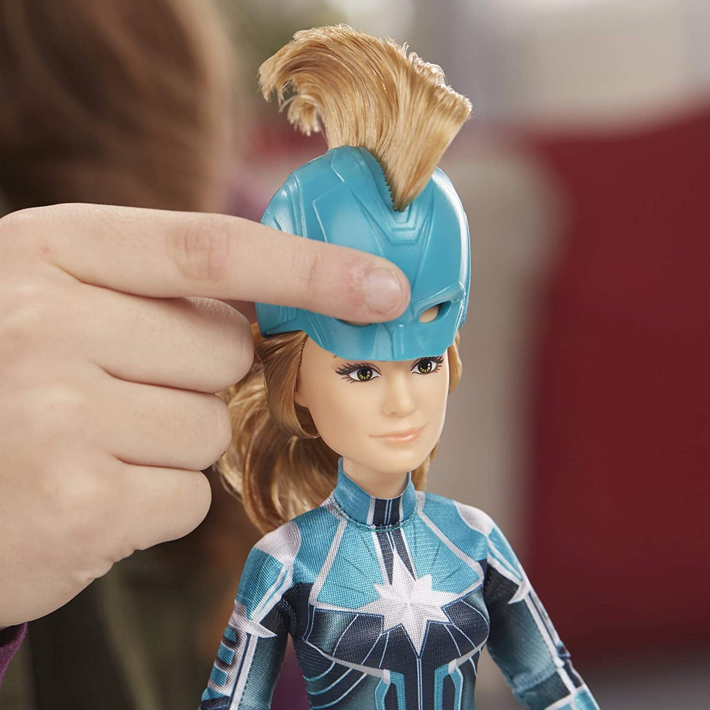 HASBRO Captain Marvel Starforce: Imagine the action, missions and adventures of Captain Marvel with dolls, role play items and more Inspired by the upcoming Captain Marvel movie - E4945 ebuystt