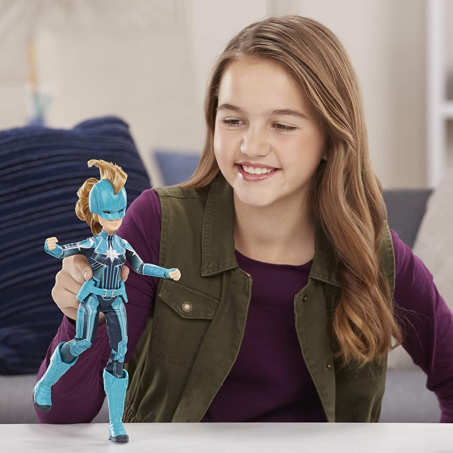 HASBRO Captain Marvel Starforce: Imagine the action, missions and adventures of Captain Marvel with dolls, role play items and more Inspired by the upcoming Captain Marvel movie - E4945 ebuystt