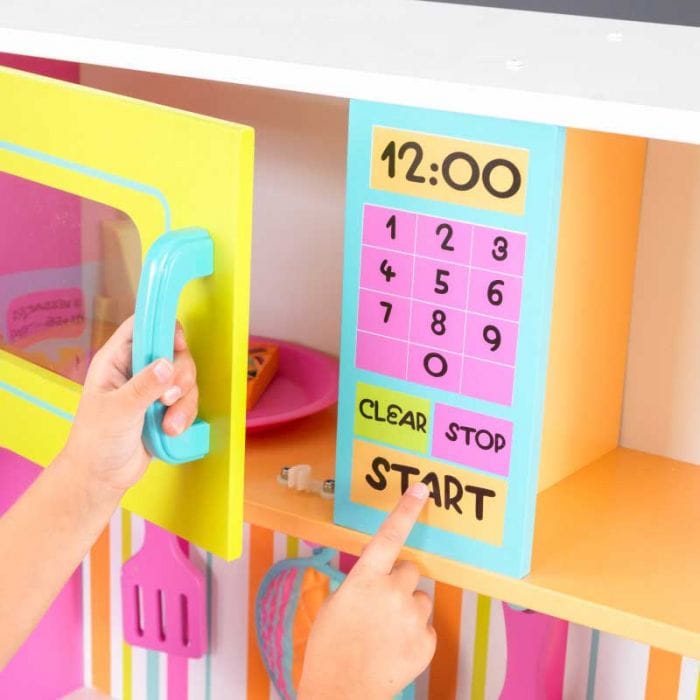 Kid Kraft Deluxe Big And Bright Play Kitchen: Bright Play Kitchen. Interactive features - like turning oven knobs and appliance doors that really open - keep kids exploring and engaged - 53100 ebuystt
