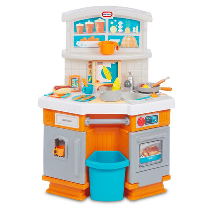 Little Tikes Home Grown Kitchen: The unique design of the Home Grown Kitchen lets it fit perfectly in the corner of your play room to create even more room for play - 652868
