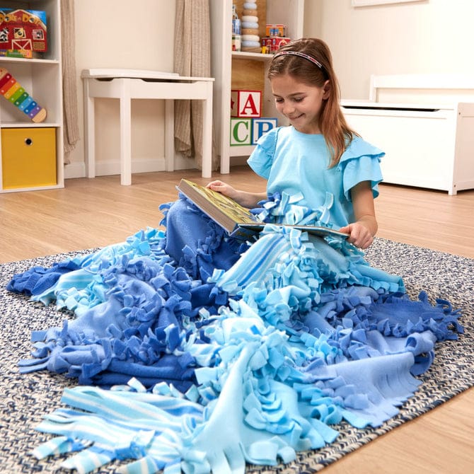 MELISSA & DOUG Created By Me Striped Fleece Quilt: Tuck the extra-wide and extra-long fringe into slits and tie single knots to piece together a uniquely you quilt - 30096 ebuystt
