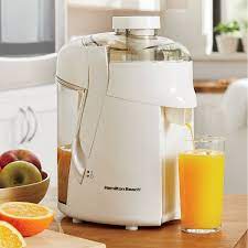 Hamilton Beach HealthSmart Juice Extractor, has a powerful 400-watt motor and durable stainless steel cutter/strainer to juice hearty fruits and vegetables, apples, carrots, pineapples, carrots, celery and more in hefty quantities. - 04009467800
