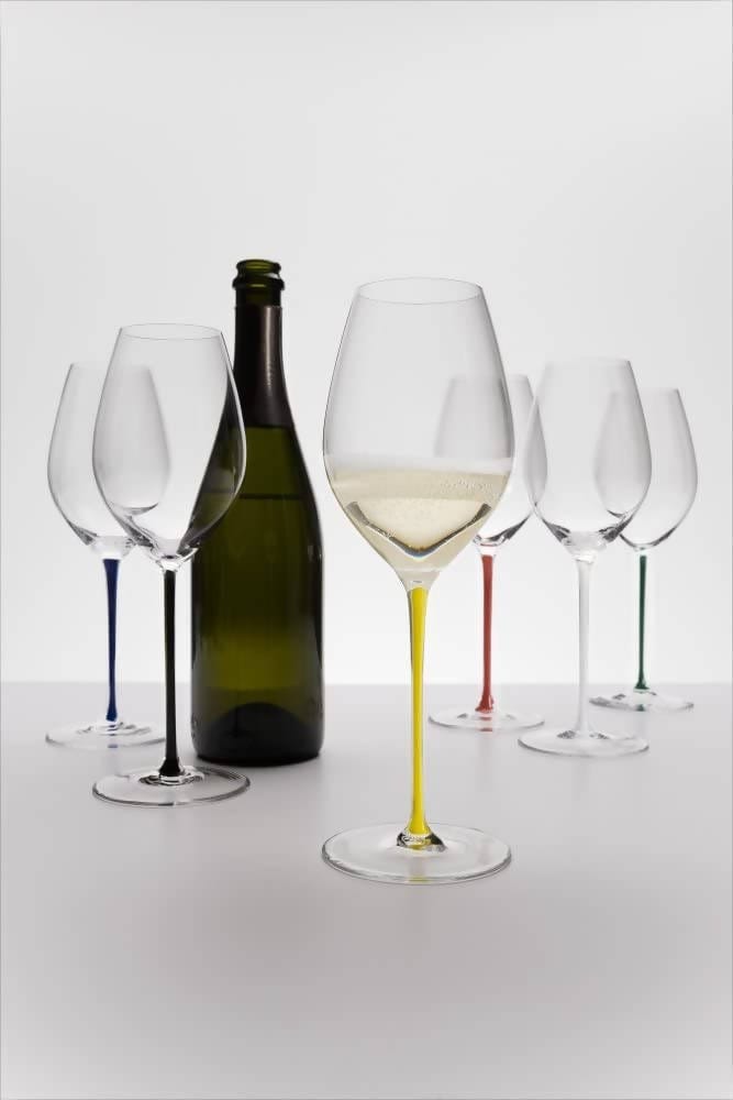 Riedel Fatto A Mano Champagne Wine Glass (Set of 6) is a great match for any wine you plan on pouring, from Cabernet Sauvignon, Merlot and Shiraz to Chardonnay, Pinot Grigio, and Sauvignon Blanc - 7900/28P