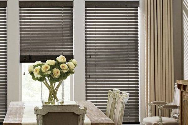 Parkland® WOODEN BLINDS BY HUNTER DOUGLAS- 25" W x 25" H features rich hardwood slats and traditional styling, effectively complimenting the lines of any room ebuystt